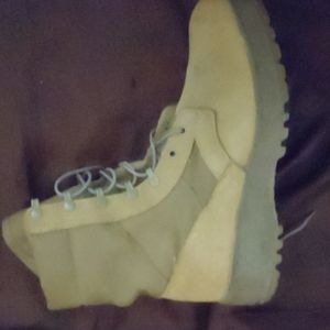 Men's size 10 1/2 vibram tactical boots